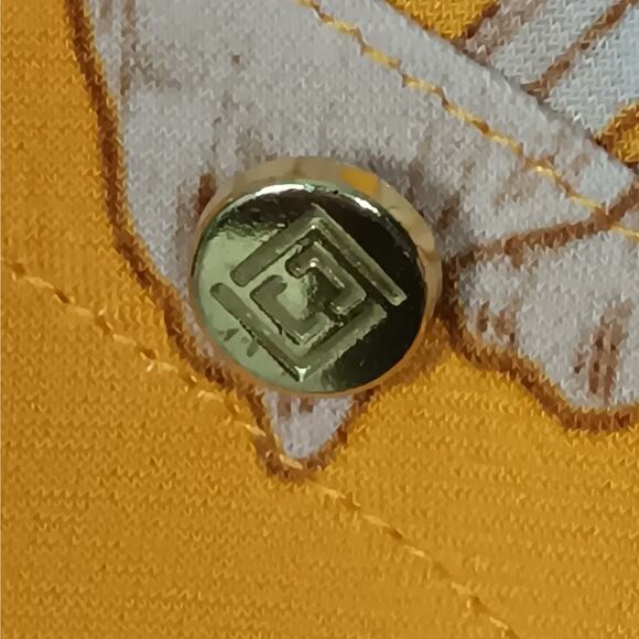 Liz Claiborne Blouse Size 1X Yellow and Beige Floral Print Short Flowy Sleeves - Picture 7 of 8